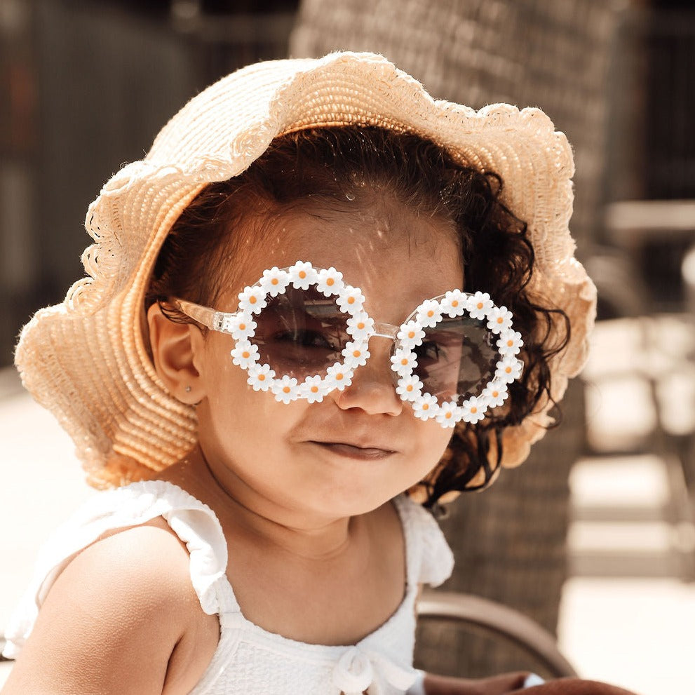 Ali+Oli Sunglasses for Kids (Daisy White)