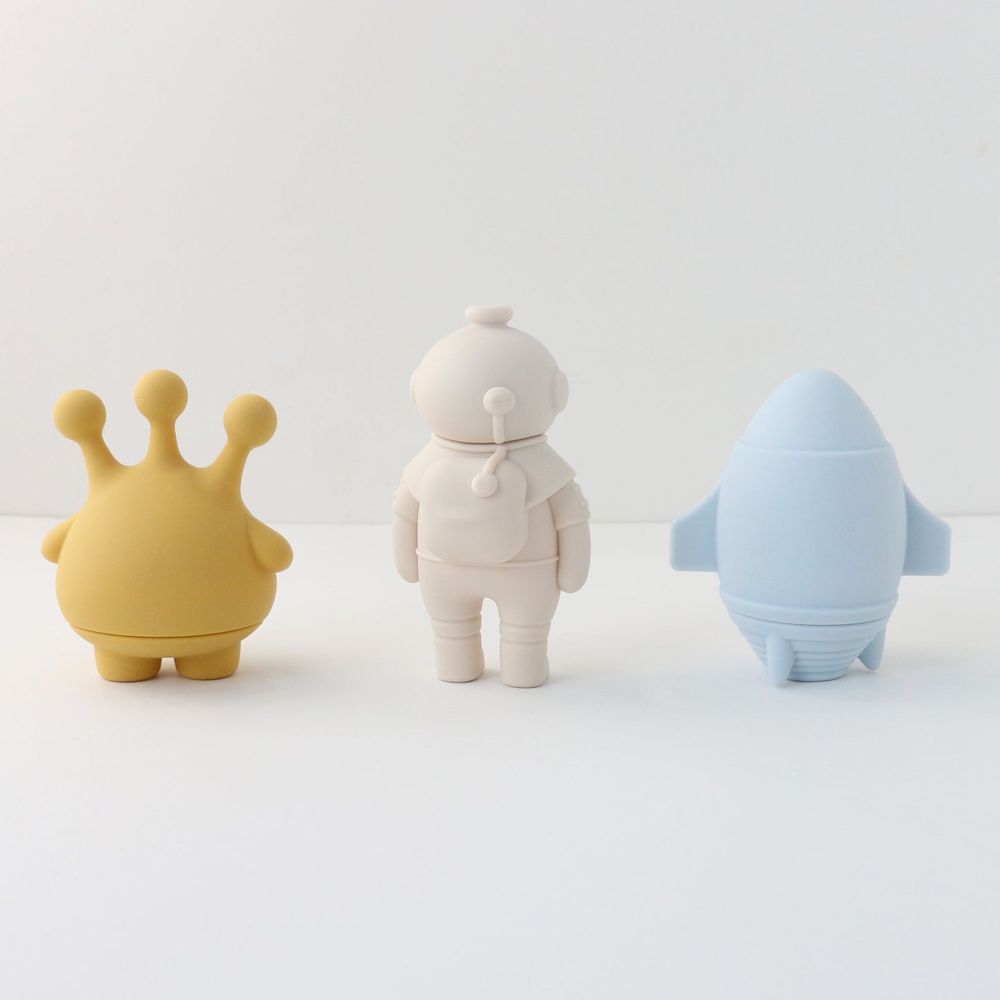Space Mold Free Bath Toys Play Set of 3
