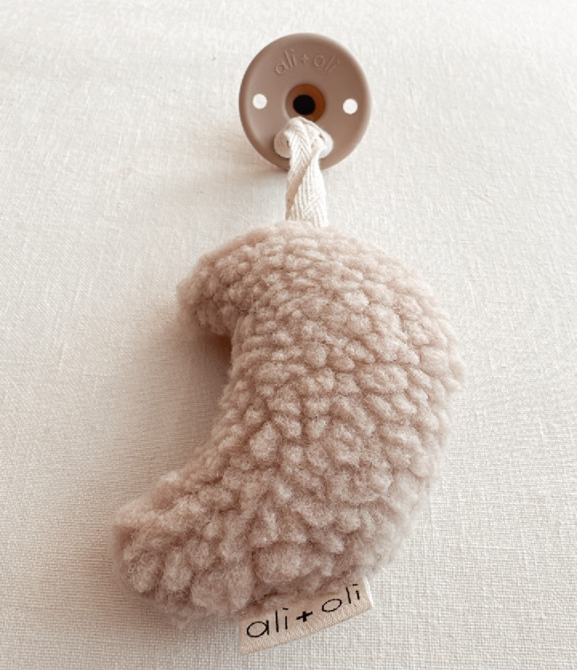 Ali+Oli Pacifier Set Round (Taupe & Mist)