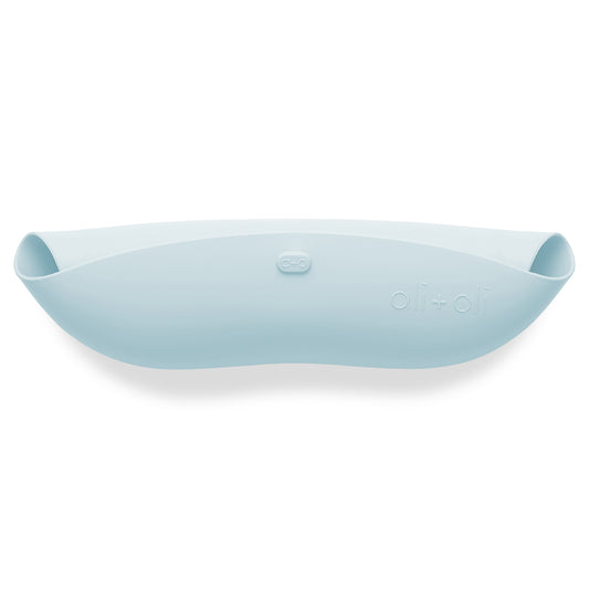 Ali+Oli Silicone Baby Bib Roll Up & Stay Closed (Sky)