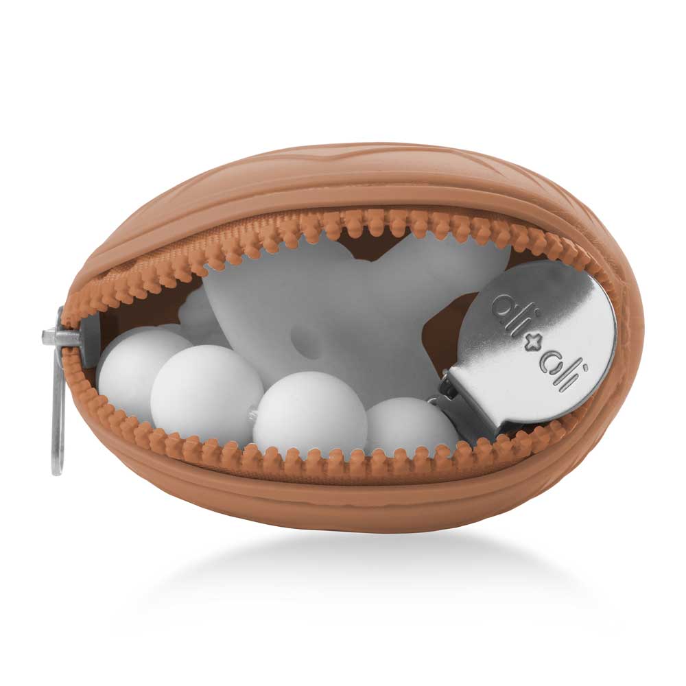 Ali+Oli Pacifier Case (Chutney)