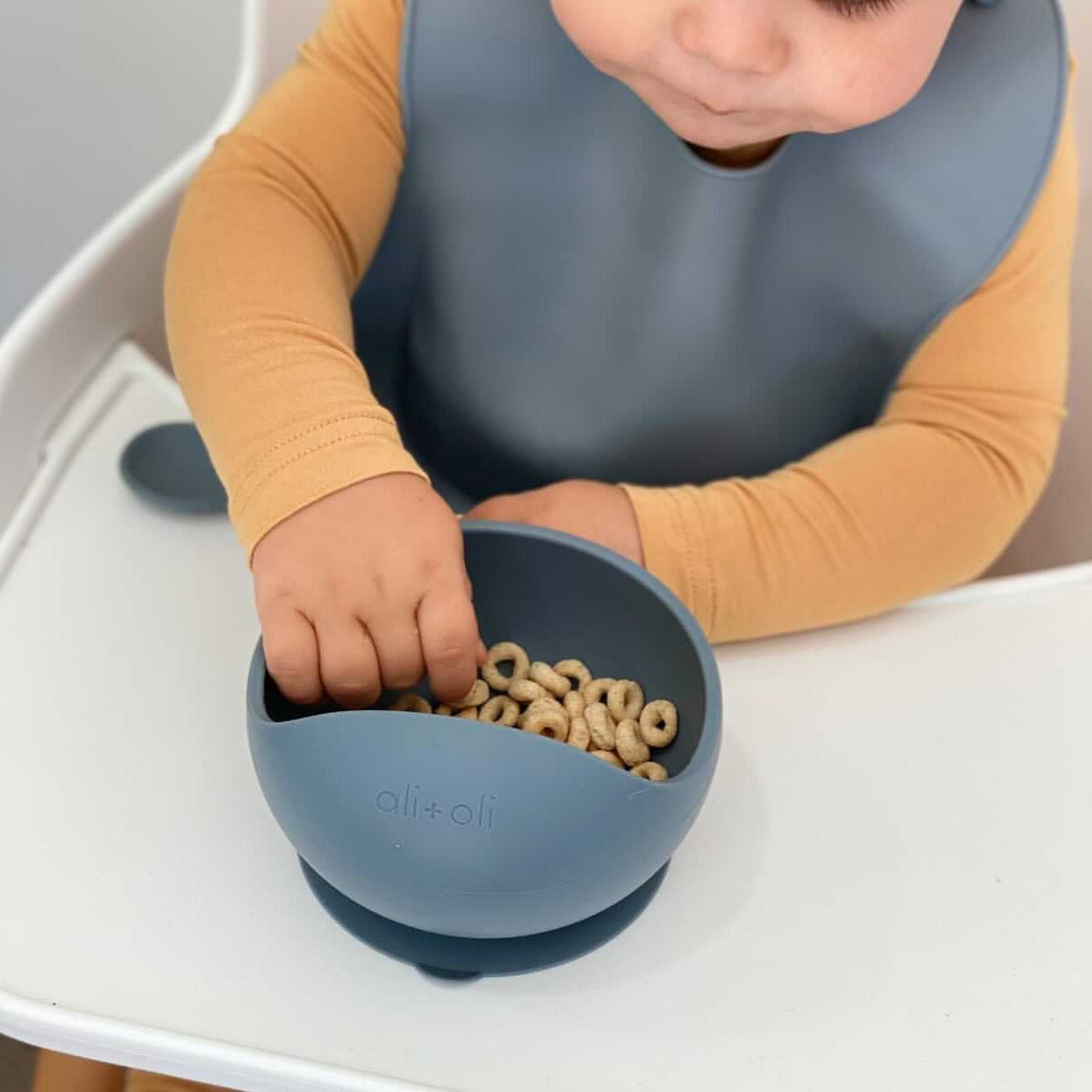 Ali+Oli Suction Bowl & Spoon Set (Iron)
