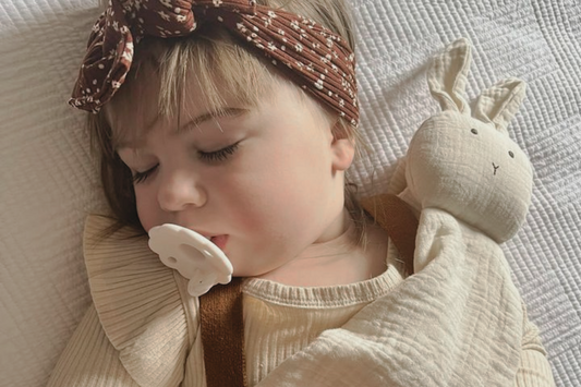 WHY SHOULD I CHANGE MY CHILD’S PACIFIER?
