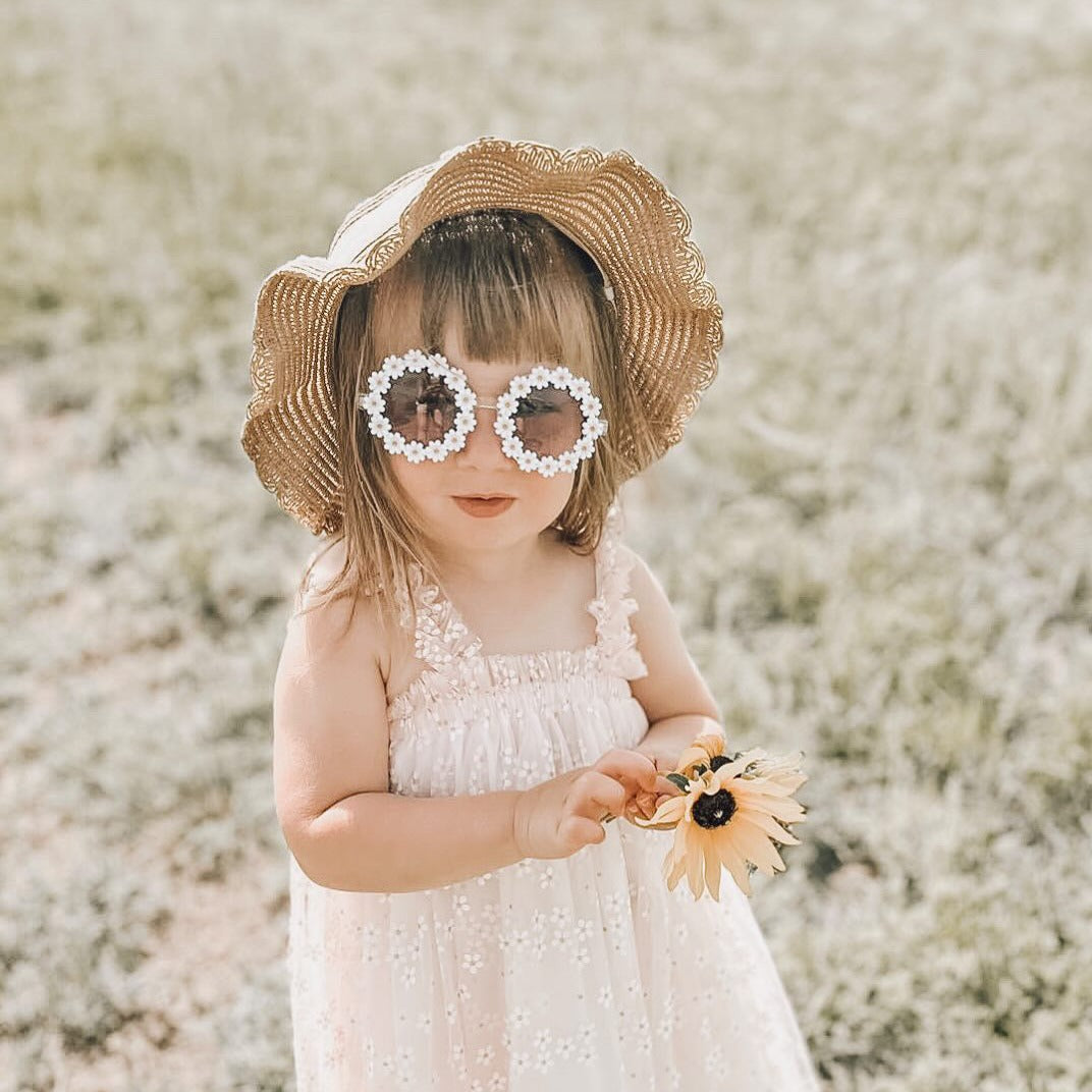Ali+Oli Sunglasses for Kids (Daisy White)