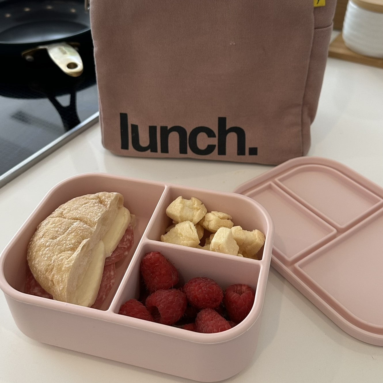 Ali+Oli Reusable Silicone Bento Box - 3 Compartments - Spill-Proof (Mermaid)