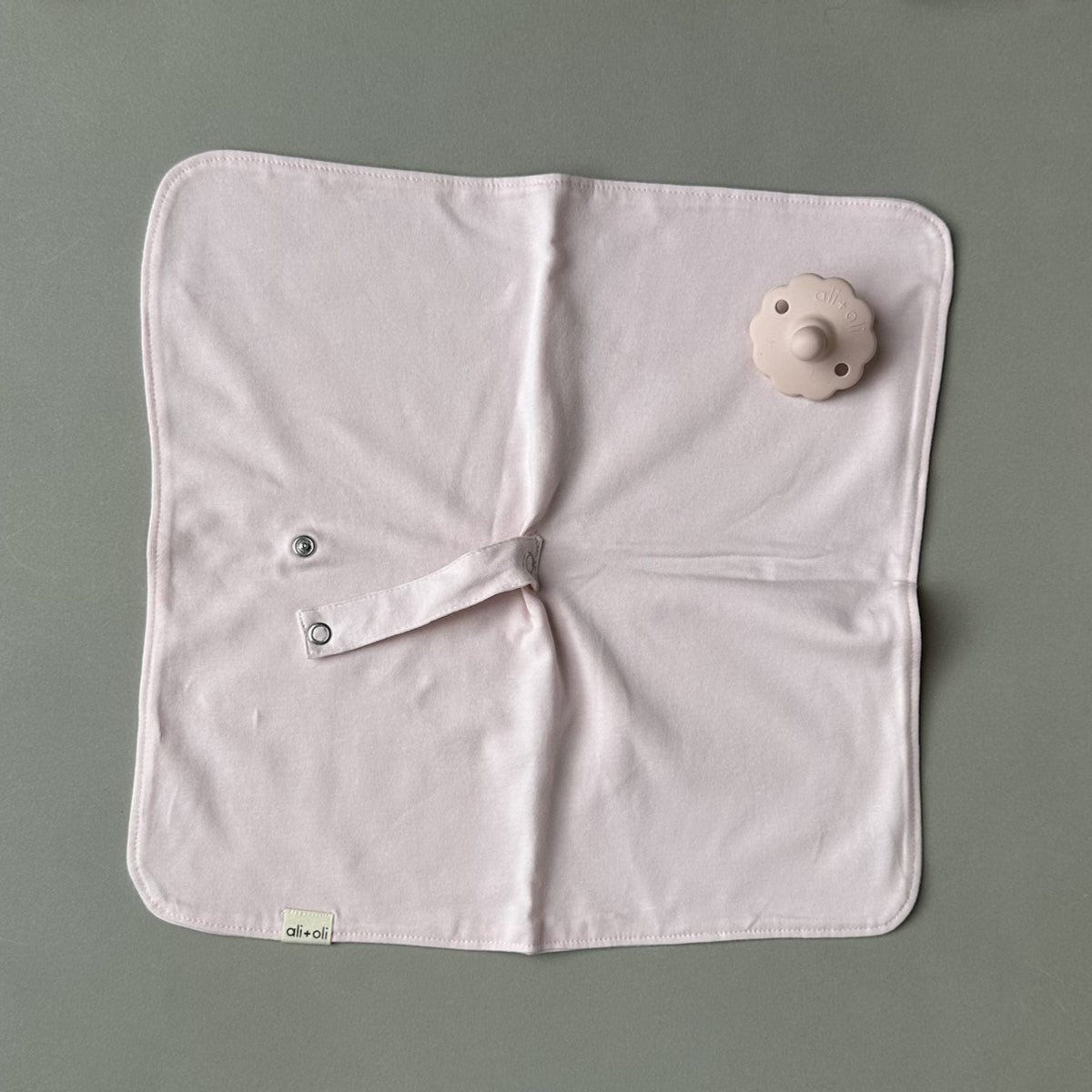 Ali+Oli Lovey Blanket Pacifier Holder (Blush)