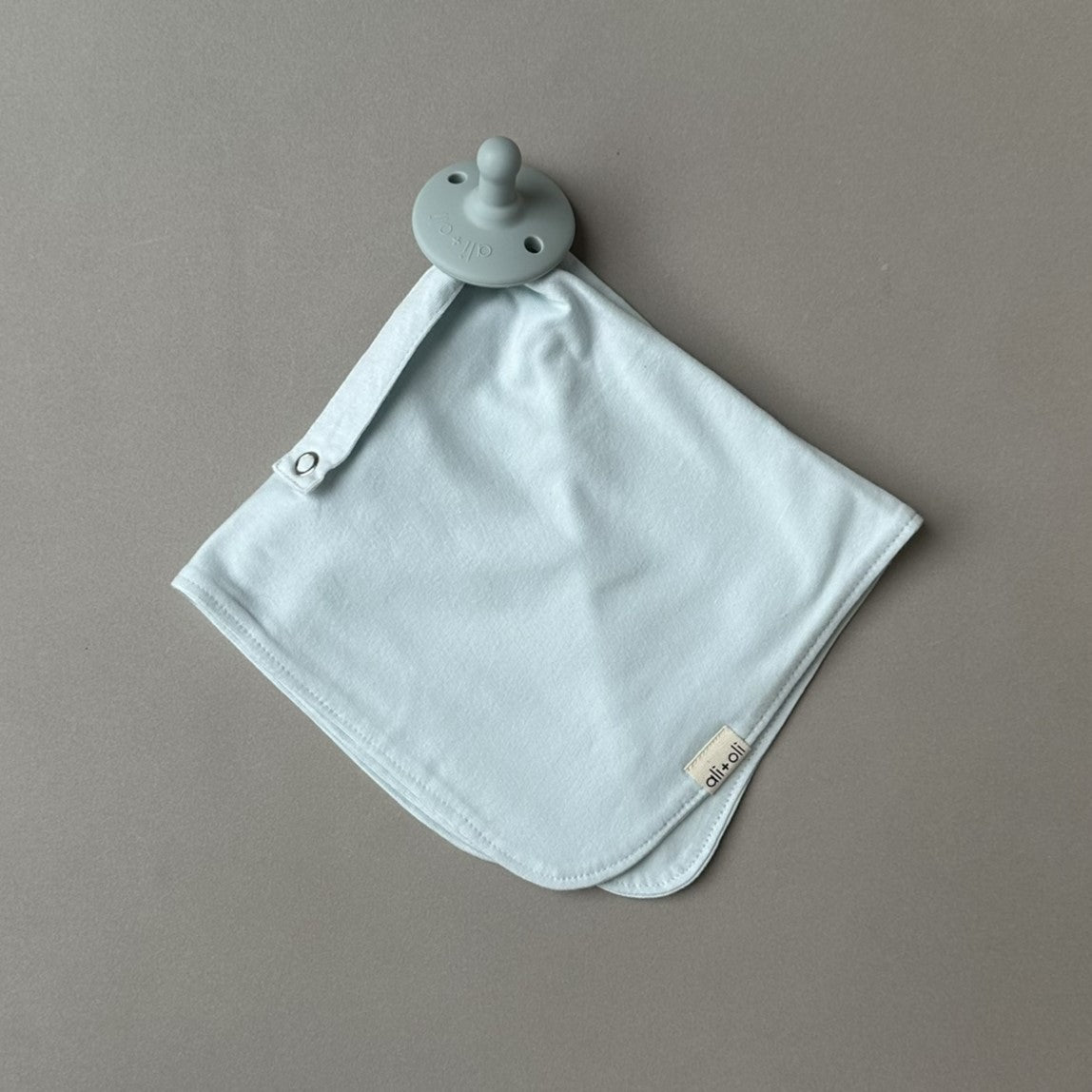 Ali+Oli Lovey Blanket Pacifier Holder (Blue)