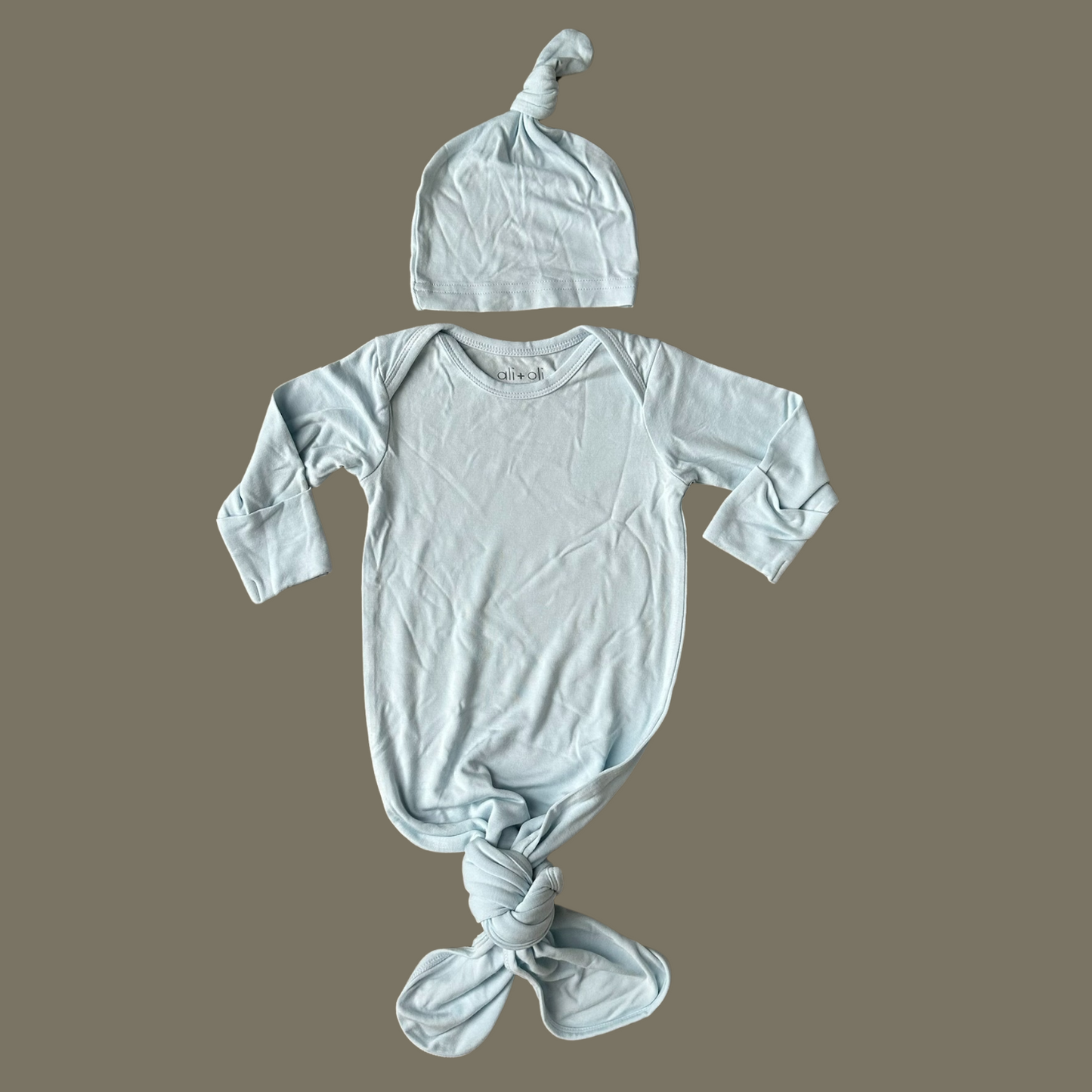 Ultra-Soft Bamboo Knotted Gown & Beanie for Baby (Blue)