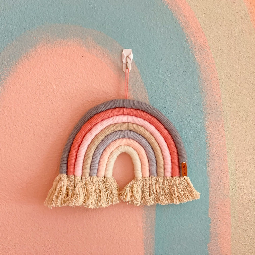 Ali+Oli Macrame Wall Décor Rainbow (Ice Cream)