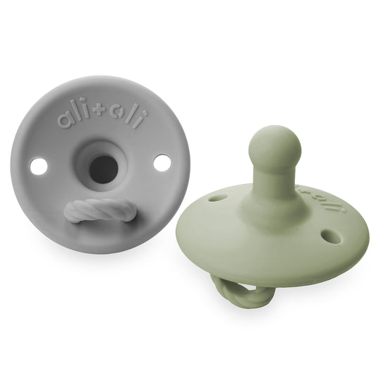 Ali+Oli Pacifier Set Round (Grey & Sage)