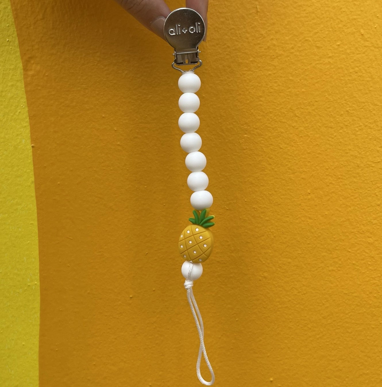 Pineapple silicone beads pacifier clip